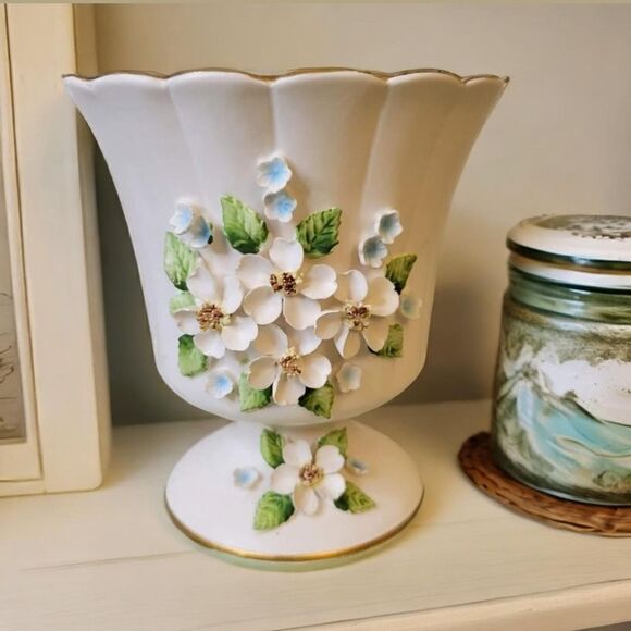 1950's Norcrest Dogwood or Cherry Blossom Flower Pedestal Vase - Picture 1 of 14